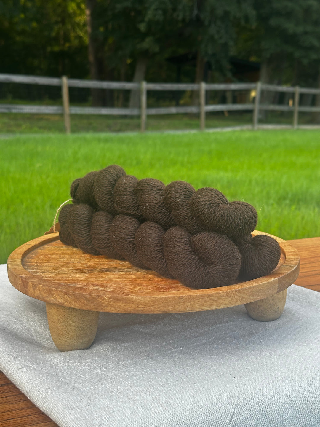 Espresso on the Beach - dark drown yarn